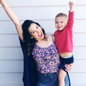 Meet your posher, Danielle